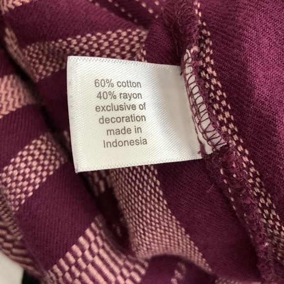 Lane Bryant Purple Woven Off the Shoulder Top - Picture 7 of 7